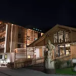 Atelier Garni Astei 4*