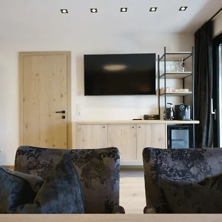 Guest house Atelier Garni Astei 3*