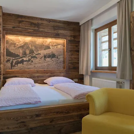 Guest house Atelier Garni Astei 3*