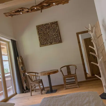 Atelier Garni Astei 3*