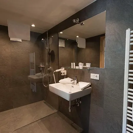 Penzion Atelier Garni Astei 4*