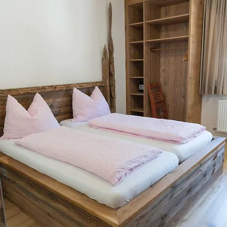 Casa de hóspedes Atelier Garni Astei Grossarl
