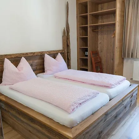 Konukevi Atelier Garni Astei Grossarl