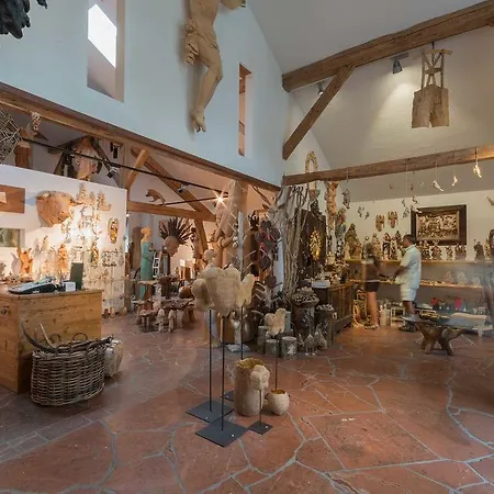 Atelier Garni Astei 3*